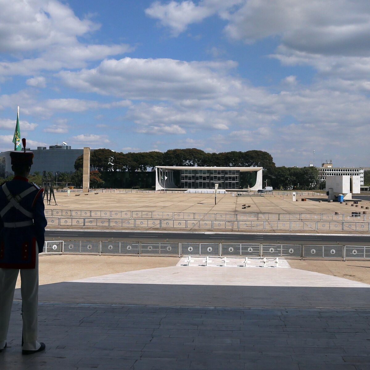 Brazil Supreme Court rules homophobia a crime | Reuters