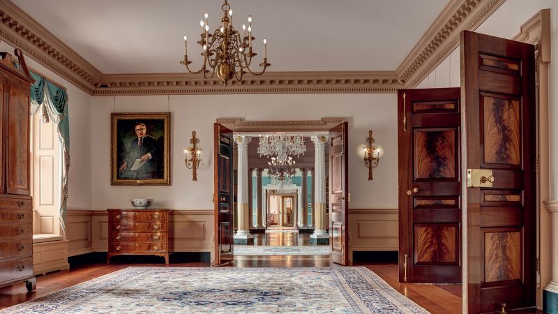 See inside the lavish reception rooms at the US State ...