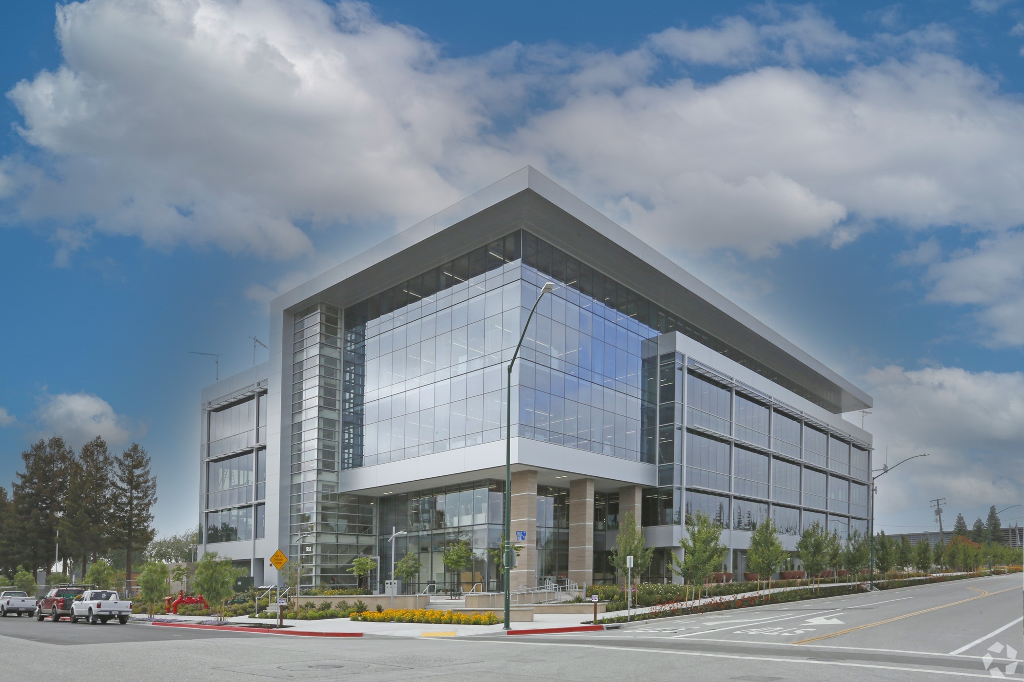 News | Google prepares to dump office building near its ...