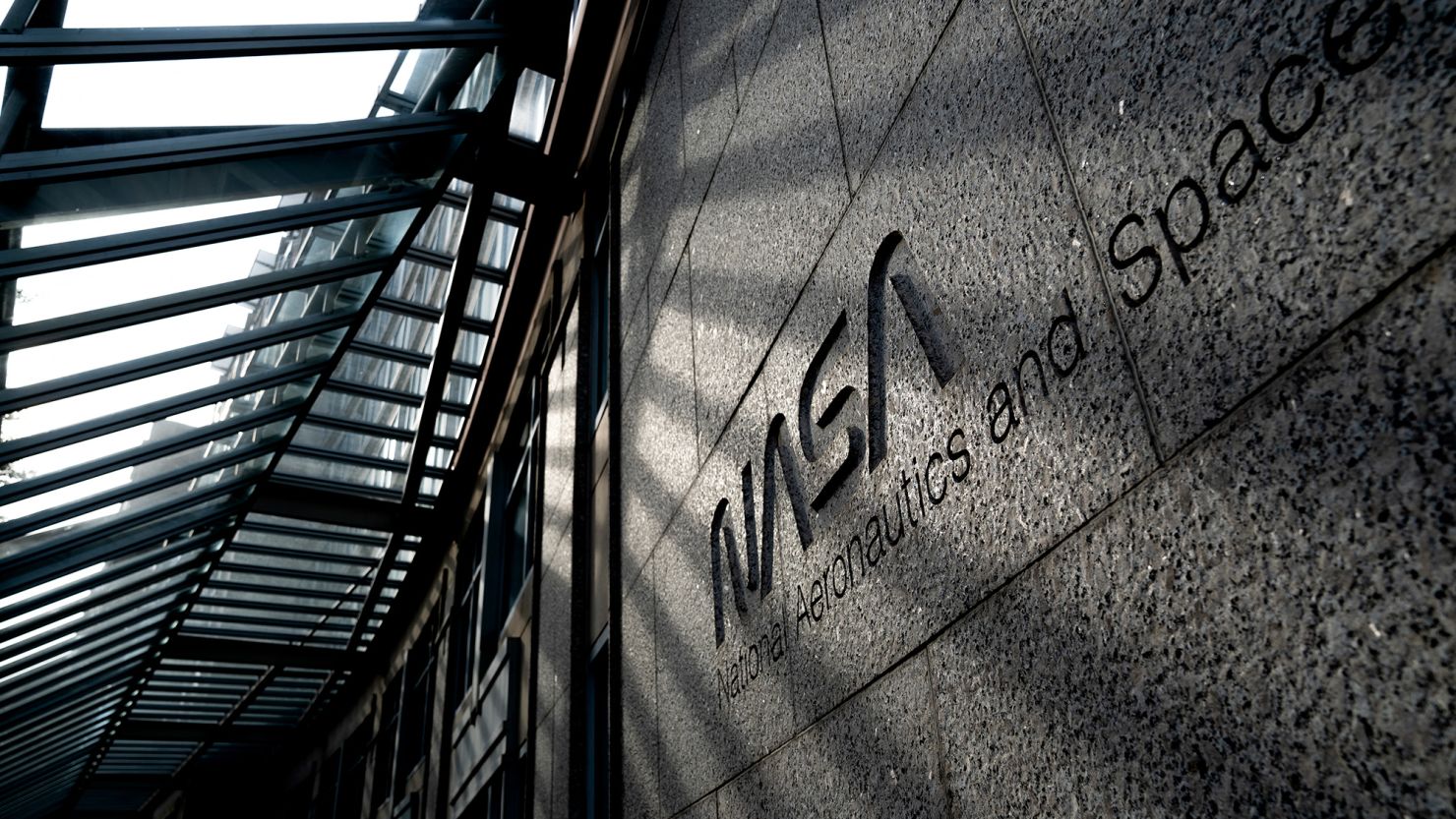 NASA staff calls recent layoffs 