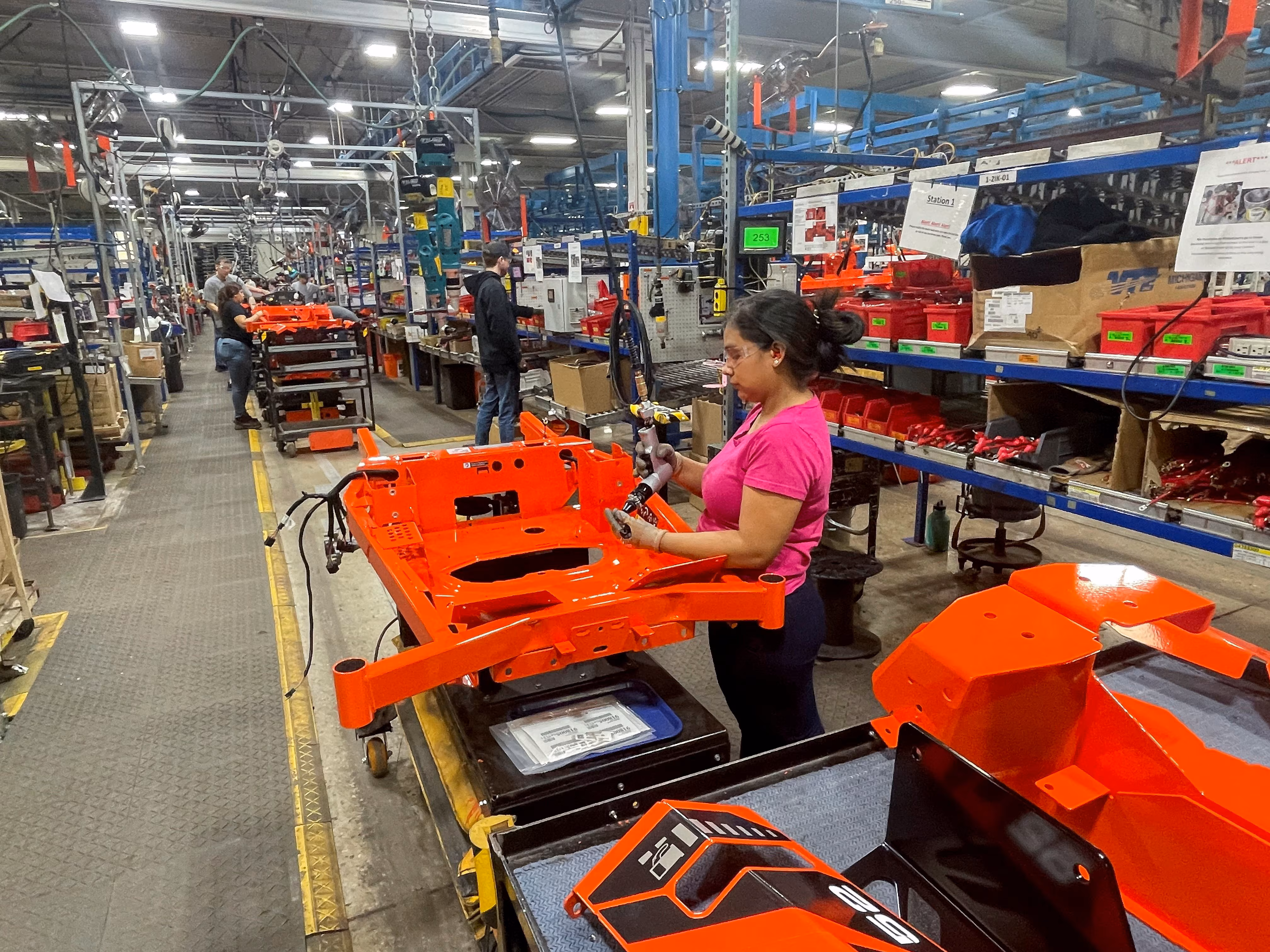 US manufacturing output slows in March; tariffs cloud hangs ...