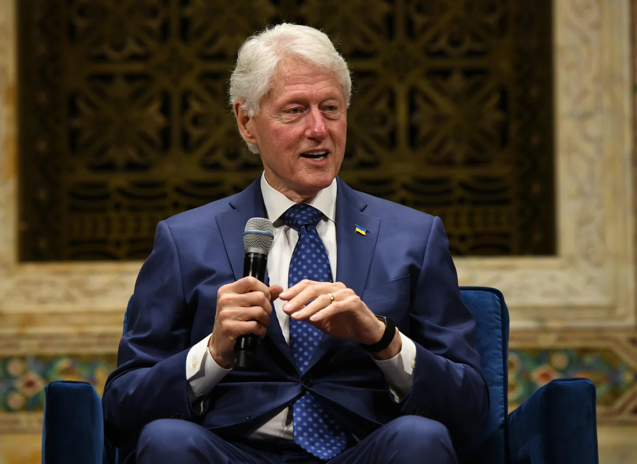 White House officials urge Americans to get the COVID-19 booster shot