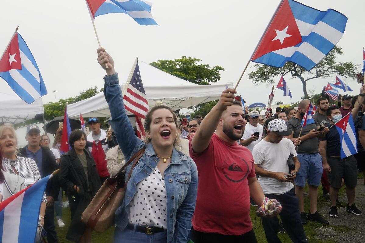 Miami demonstrators block highway to support Cuban protests | AP News