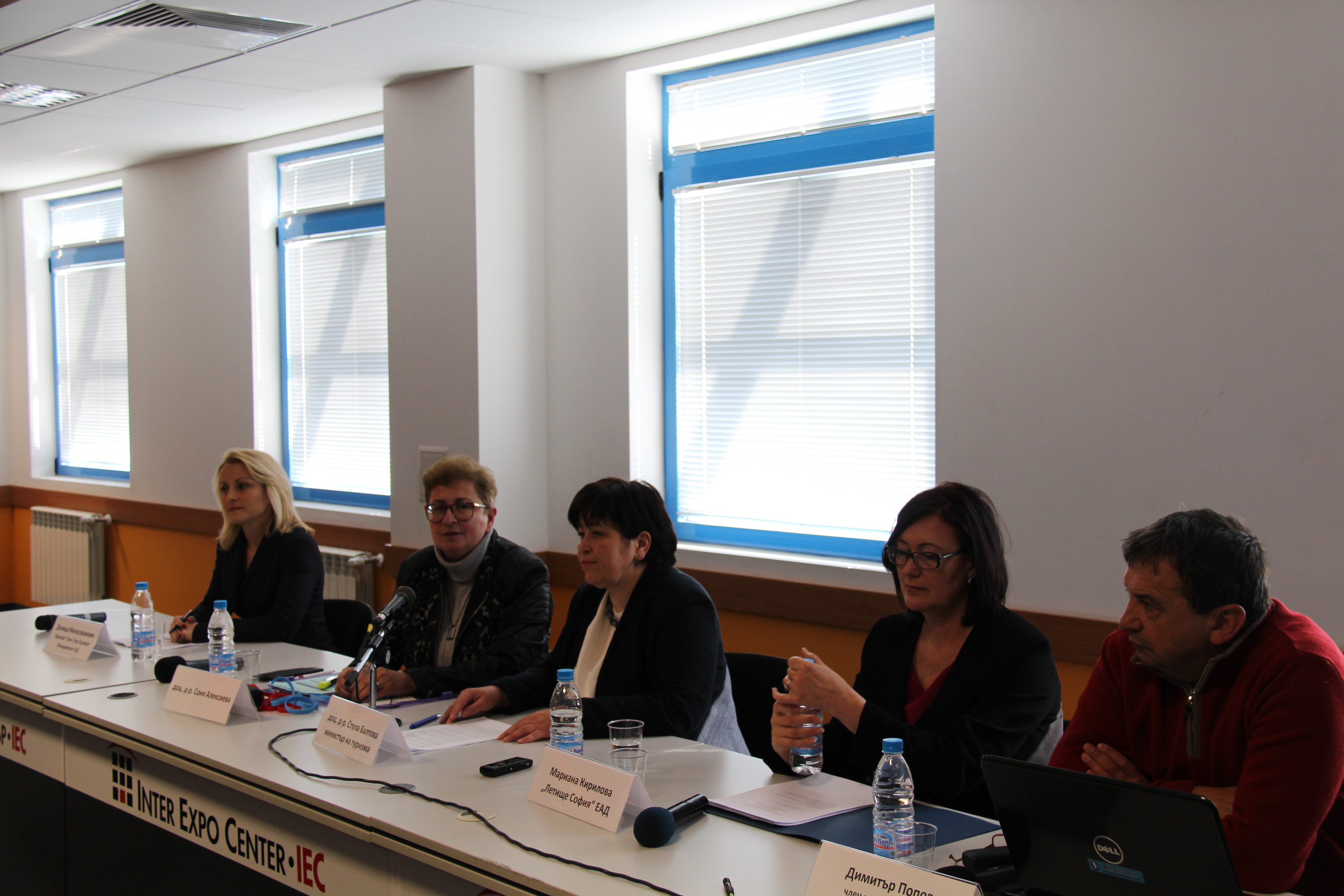 Minister Baltova: Low-cost airlines change tourist supply and ...