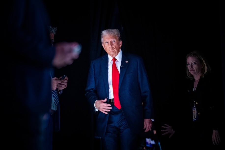 Trump tries to distance himself from Project 2025 plan - The Washingto…