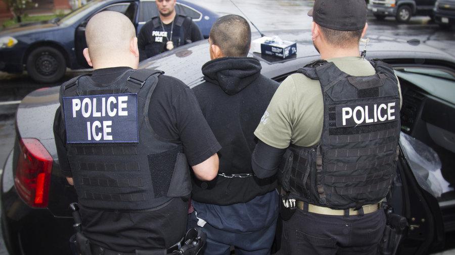 ICE agents ramping up worksite enforcement audits | Fox News Video