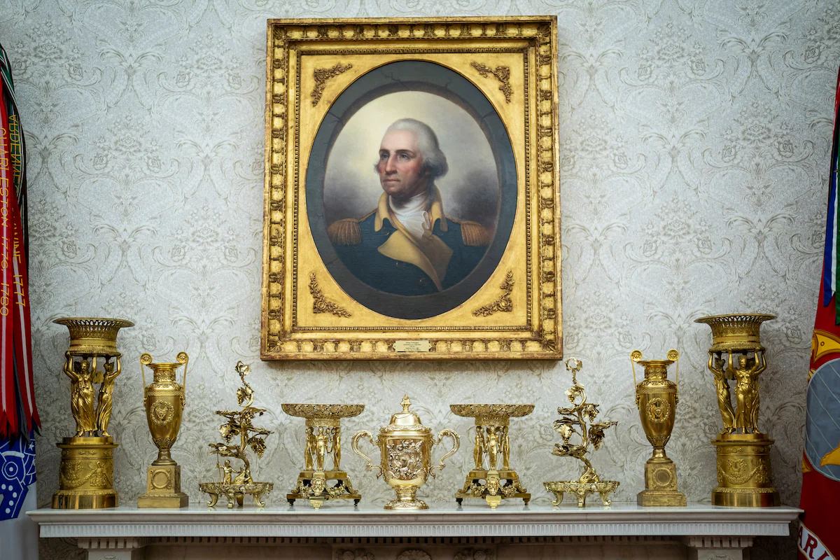 In five pictures: The gilding of the Oval Office - The ...