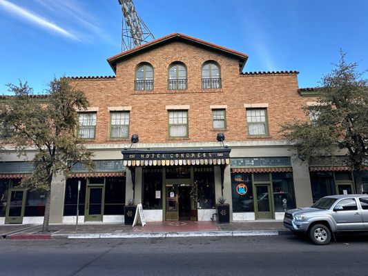 Hotel Congress in Tucson, Arizona - Atlas Obscura