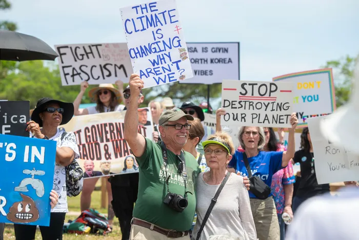 Earth Day 2025: See activists protest climate change ...