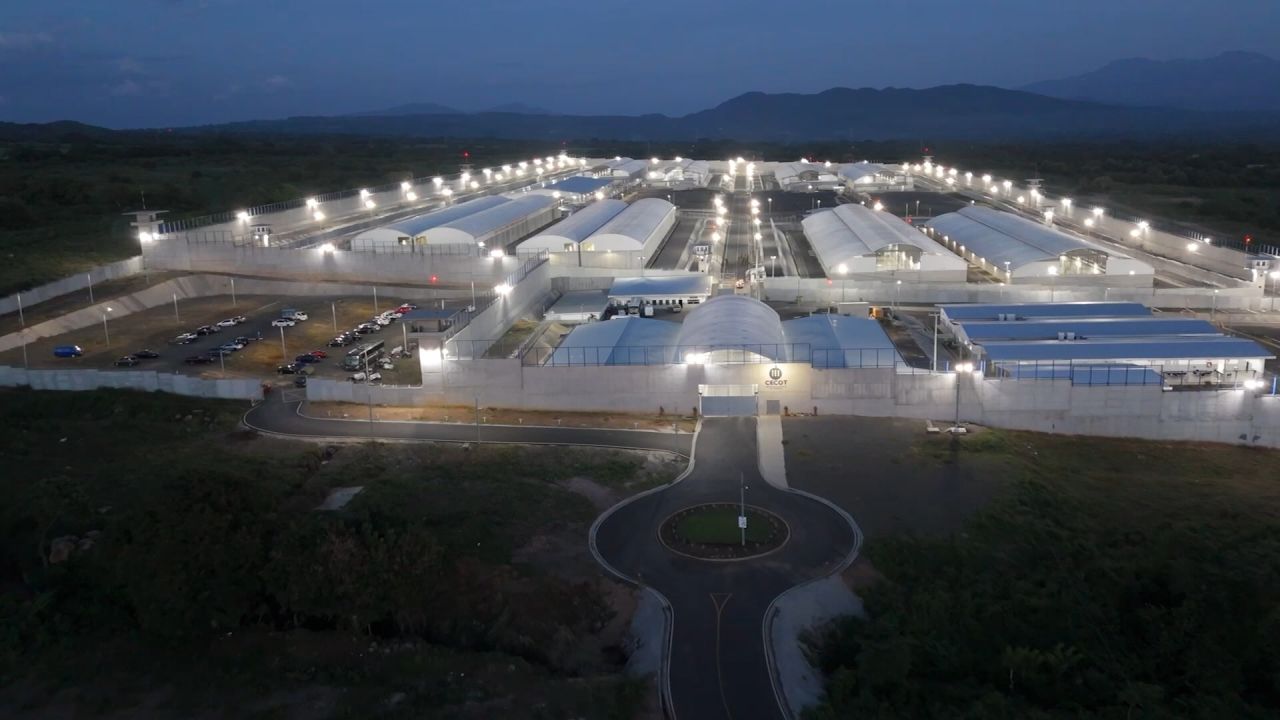 Alleged gang members deported from the US are ending up here