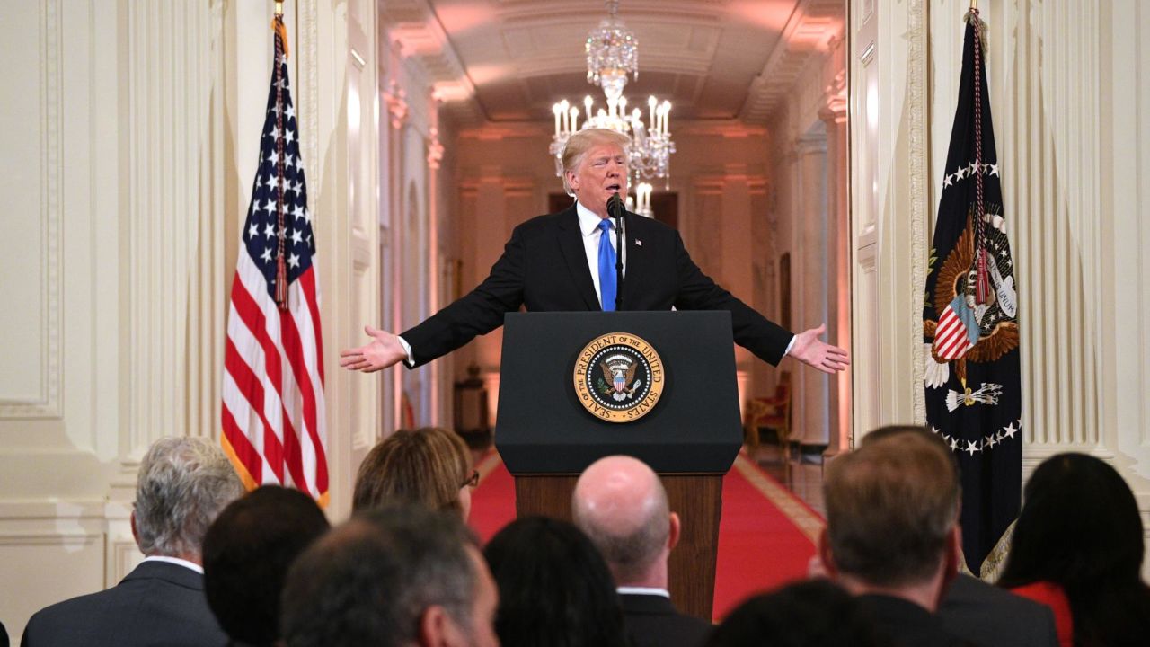 Jim Acosta: White House pulls CNN reporter