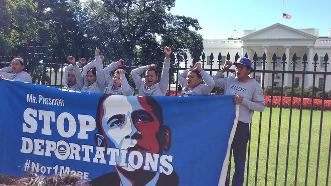 Undocumented immigrants fight deportations at White House