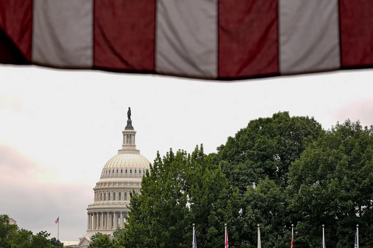 Senate begins vote to open debate on Trump