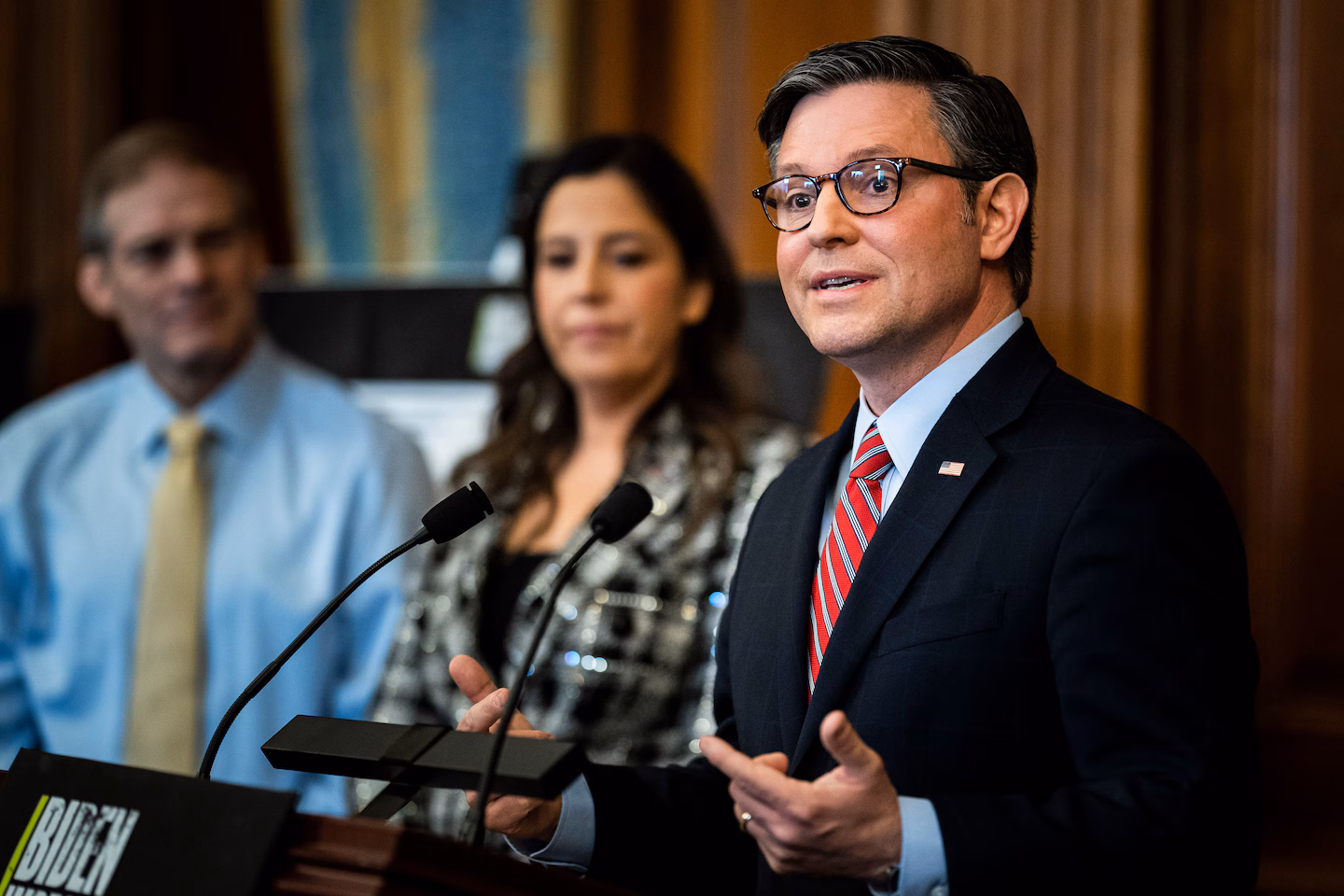 As shutdown nears, Congress considers extending funding to M…