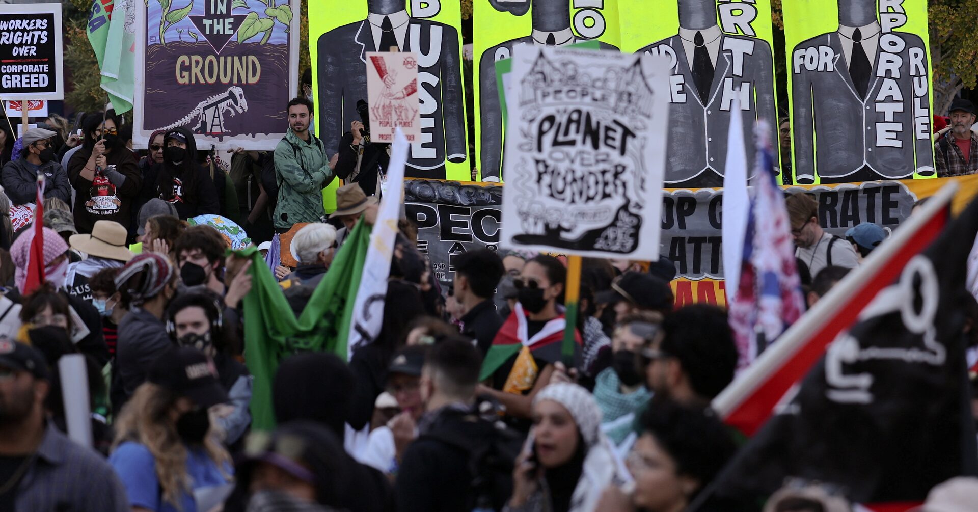 APEC San Francisco protesters span gamut of political issues ...