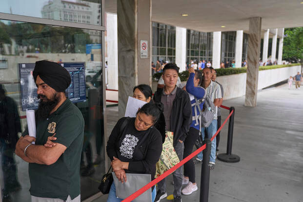 LA Detention Center Guarded by Marines Shows Profound Impact ...