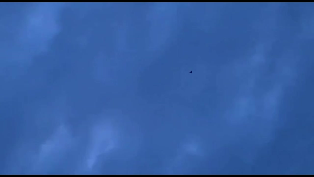 [Video] Russian Kamikaze Drone Spotted Over Vilnius, Raising Security Concerns in Lithuania