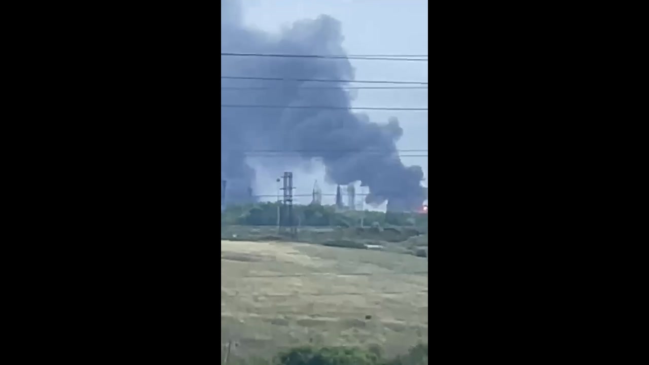 [Video] Ukrainian Drone Strike Ignites Massive Blaze at Key Russian Oil Refinery, Threatening Military Supplies