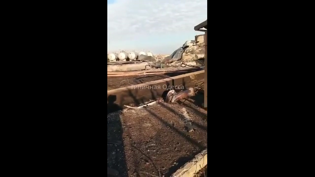 [Video] Russian Drone Strikes in Odesa and Kharkiv Leave 15 Injured, 1 Dead Amid Fires