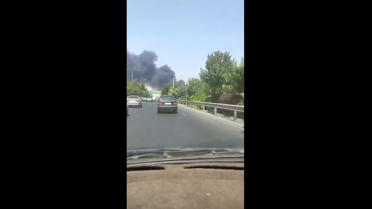 [Video] Breaking: Major Fire Erupts Near Tabriz International Airport