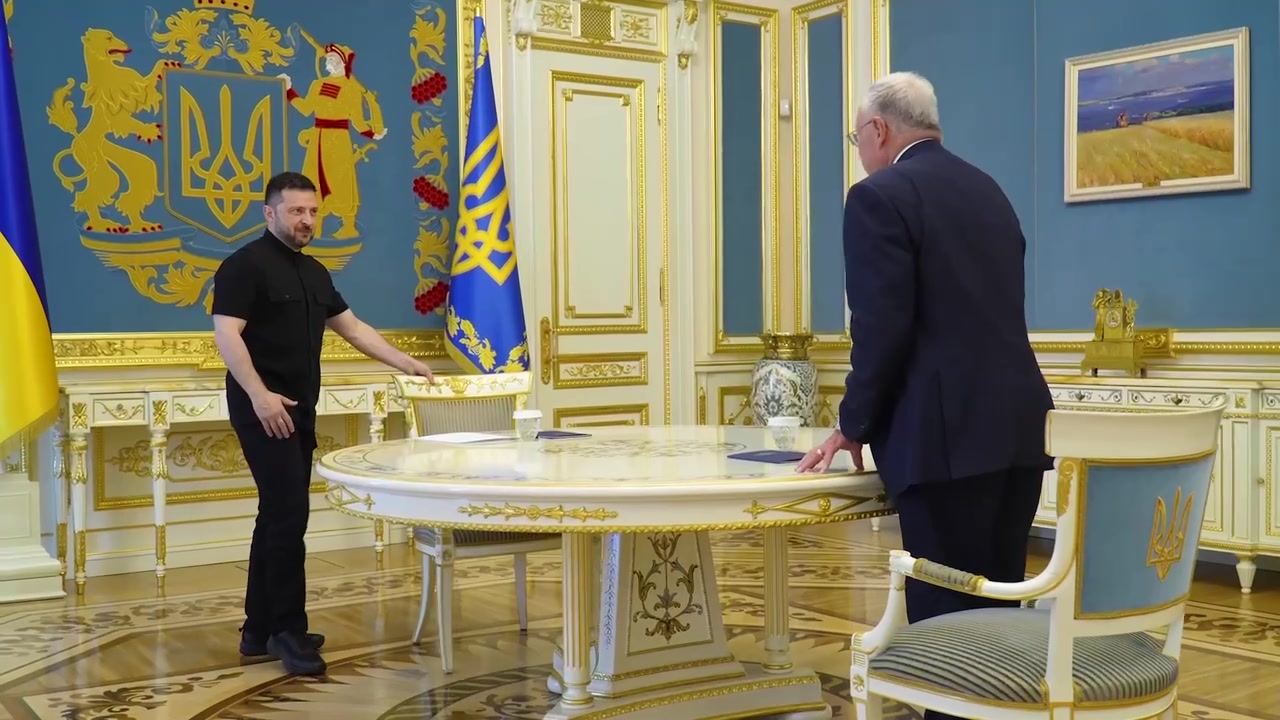 [Video] Zelensky Pushes U.S. Envoy for Stronger Sanctions on Russia