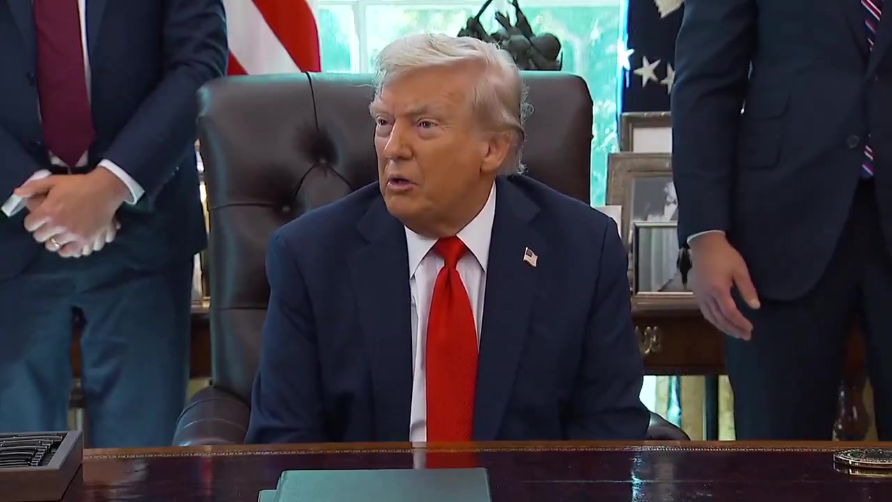 [Video] Trump Renames Ministry of Defense to Department of War in 2025 Shift