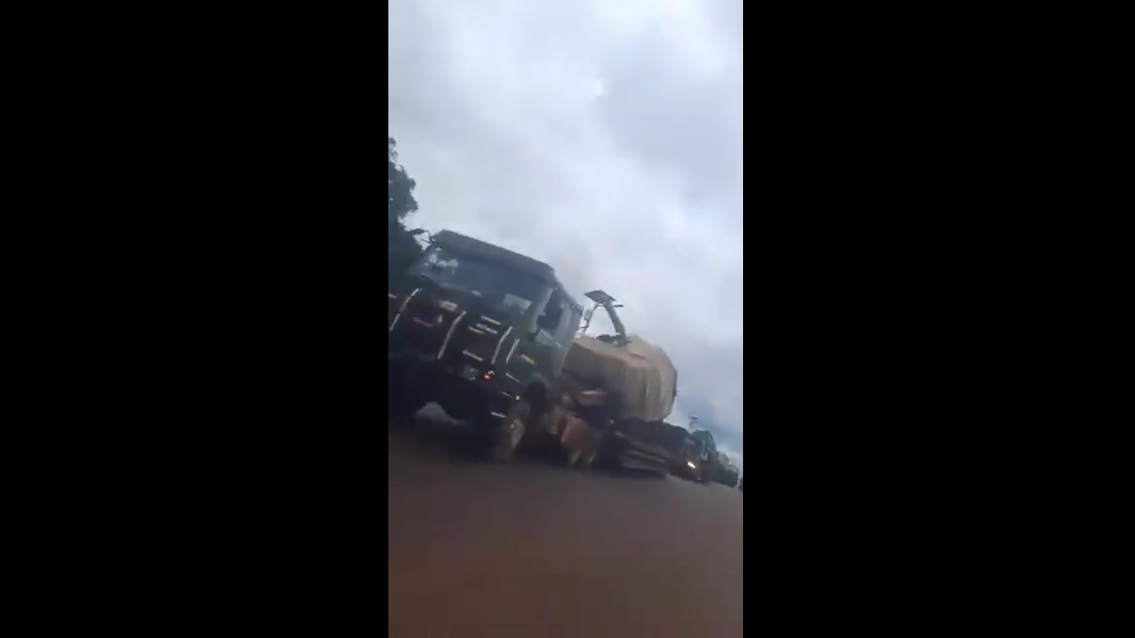 [Video] Armored Convoy Moves from Guinea to Mali Amid Rising Tensions