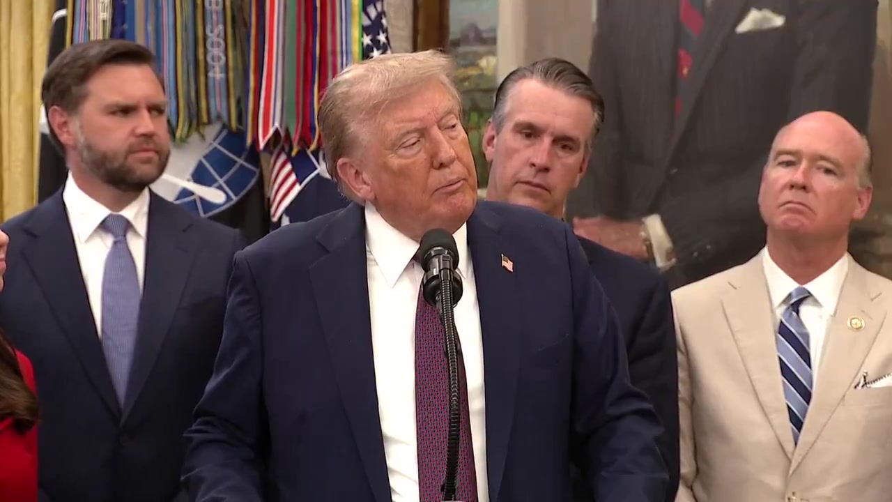 [Video] Trump Prepares to Deploy Troops to Combat Crime in Chicago and Baltimore