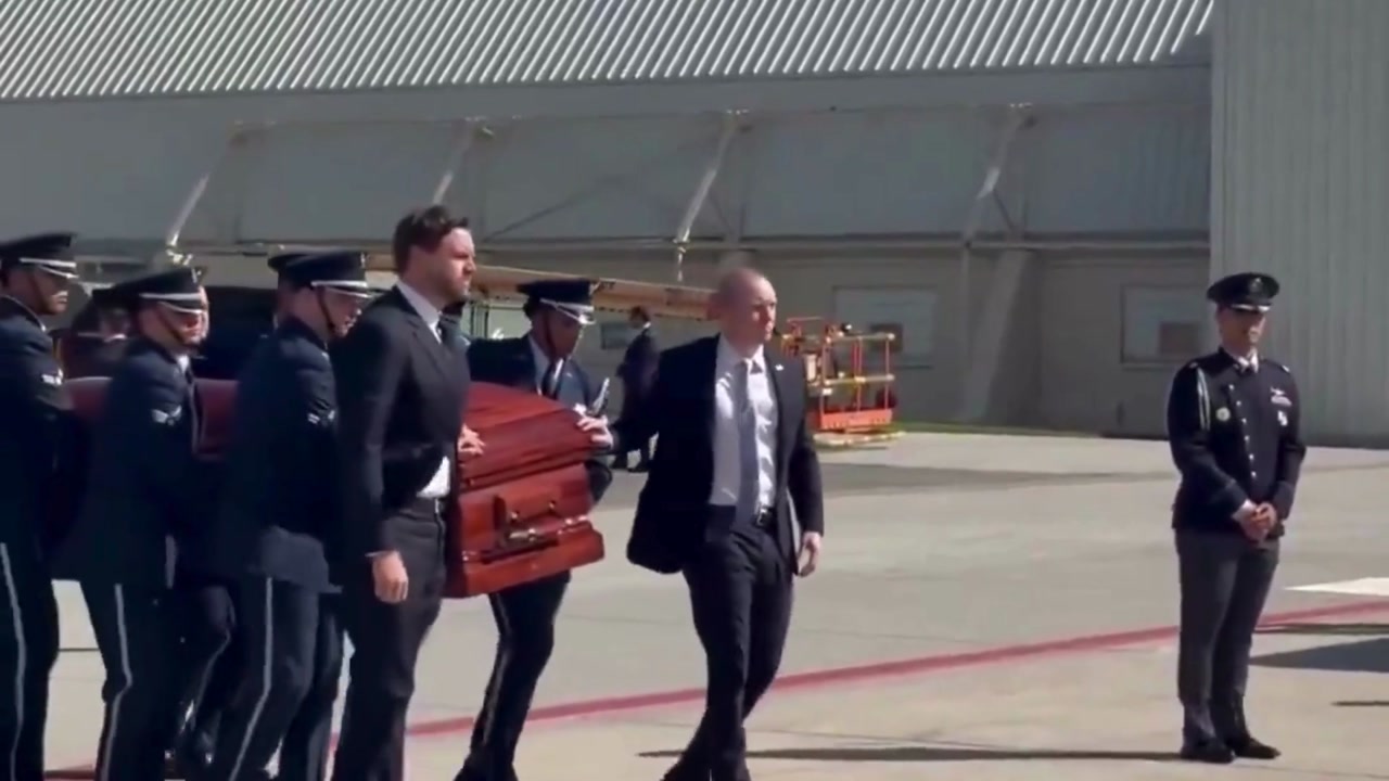 [Video] Vice President Vance Honors Charlie Kirk, Assists with Casket