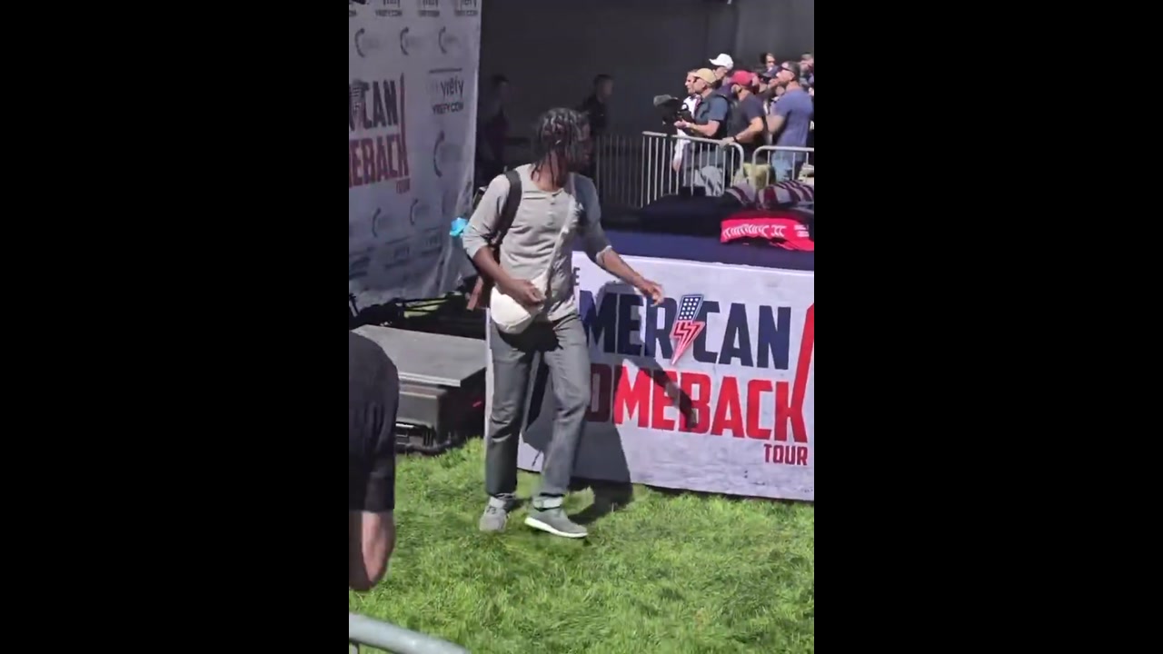 [Video] After Kirk's Fatal Injury, Thieves Swipe MAGA Hats in Chaos