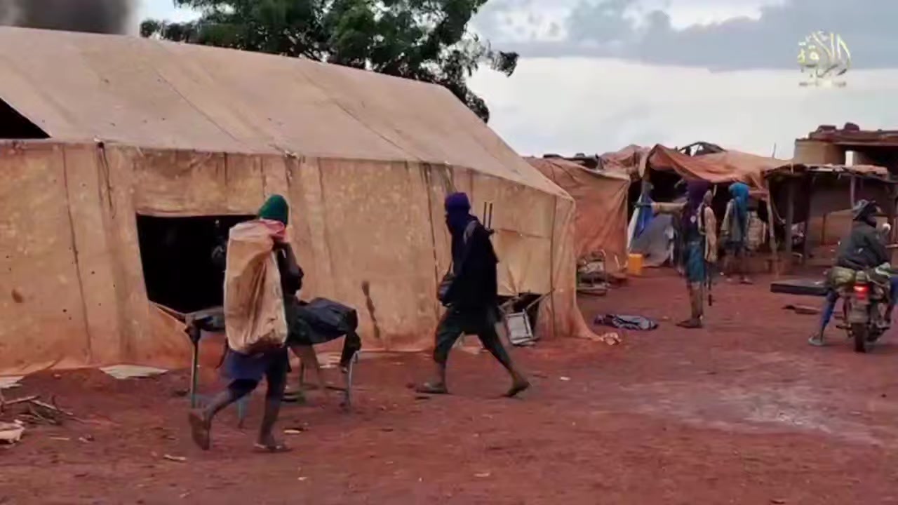 [Video] Al-Qaeda affiliate JNIM attacks Burkinabé military base in Gomboro