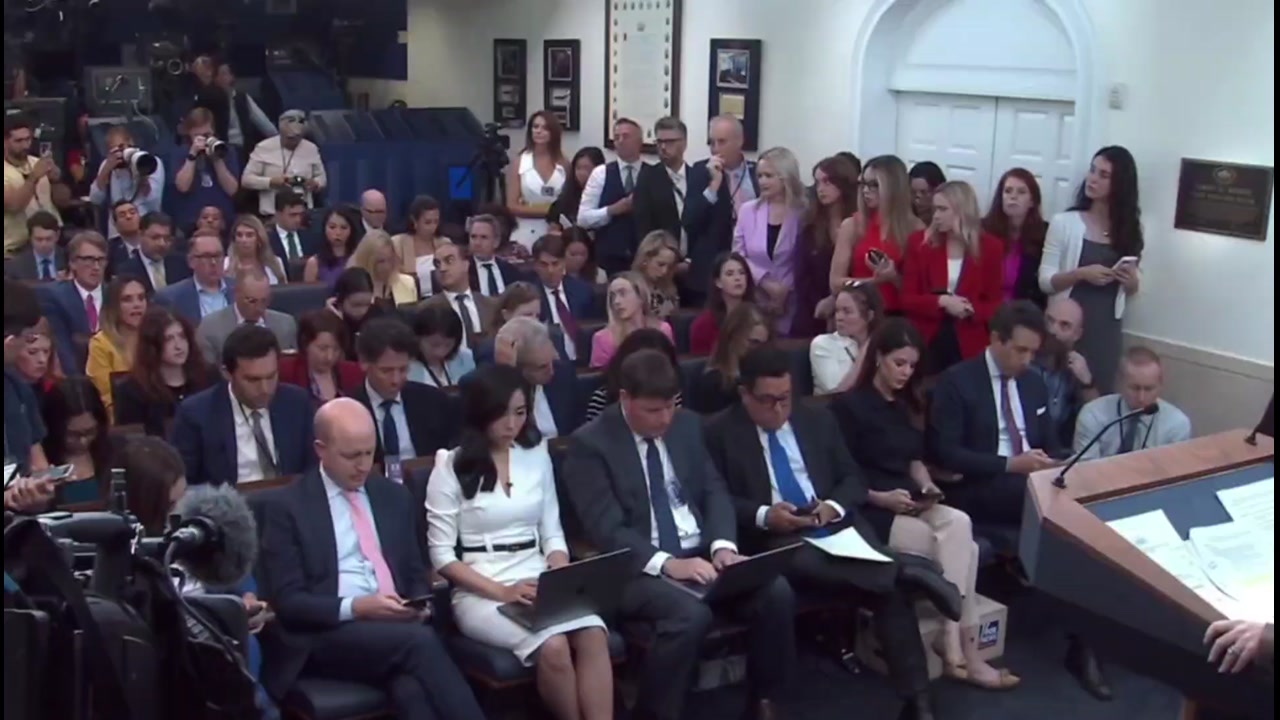 [Video] White House acknowledges receipt of Maduro's letter, calls it misleading