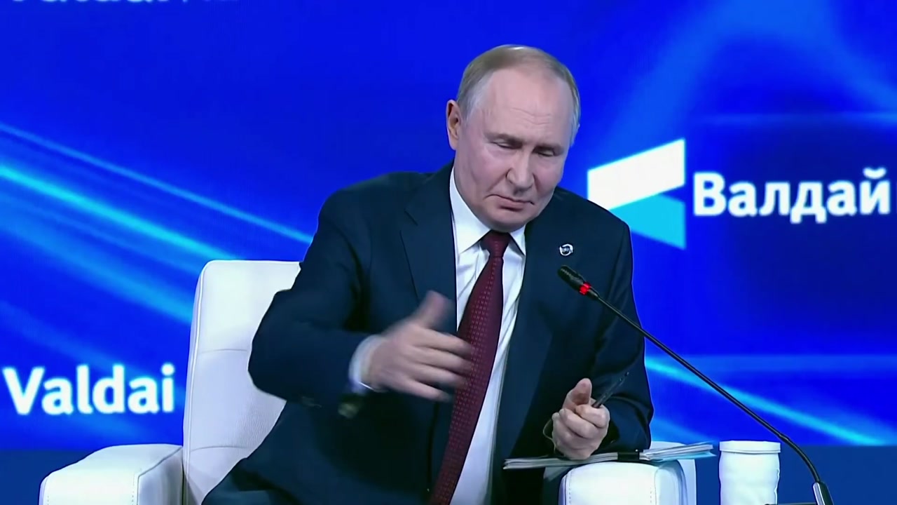 [Video] Putin says he is not an emperor but a president elected by popular vote