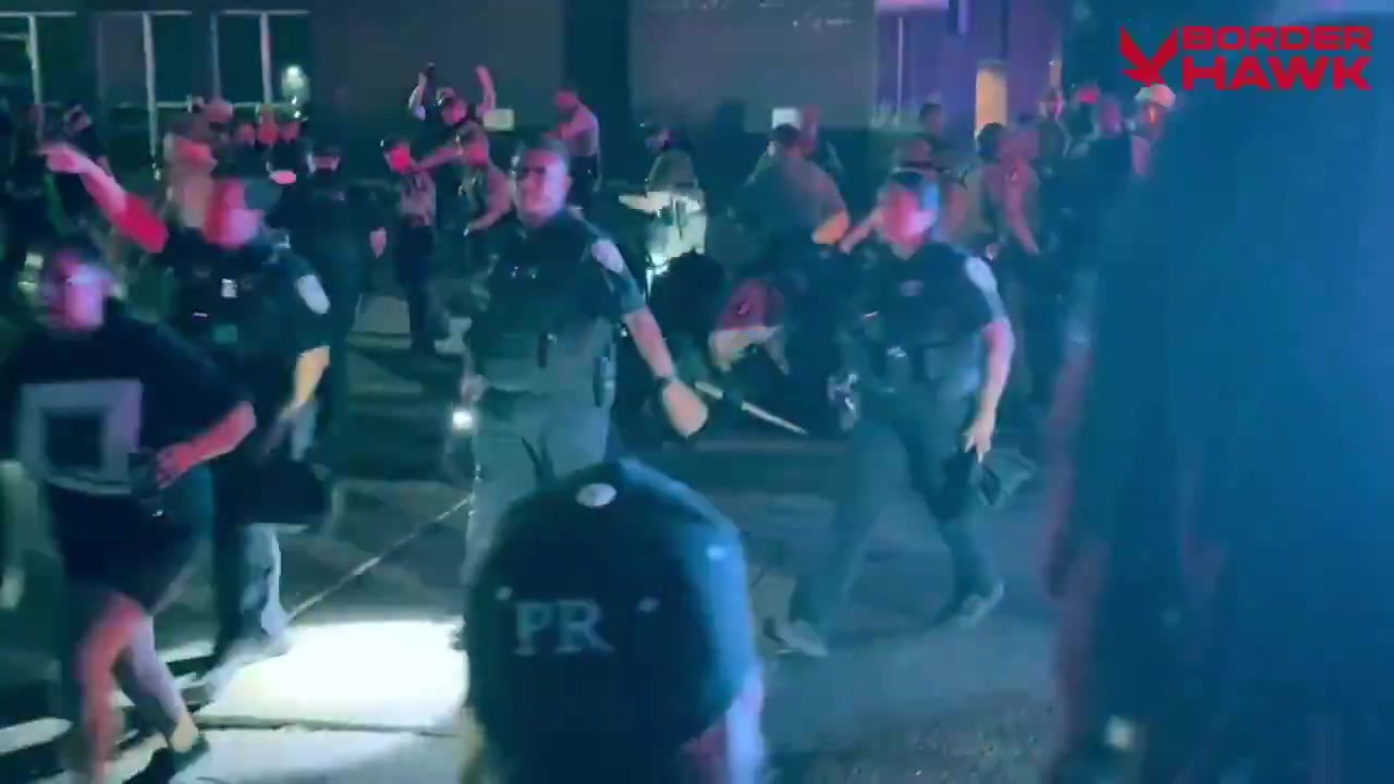 [Video] Illinois police clash with leftist rioters outside ICE Broadview facility