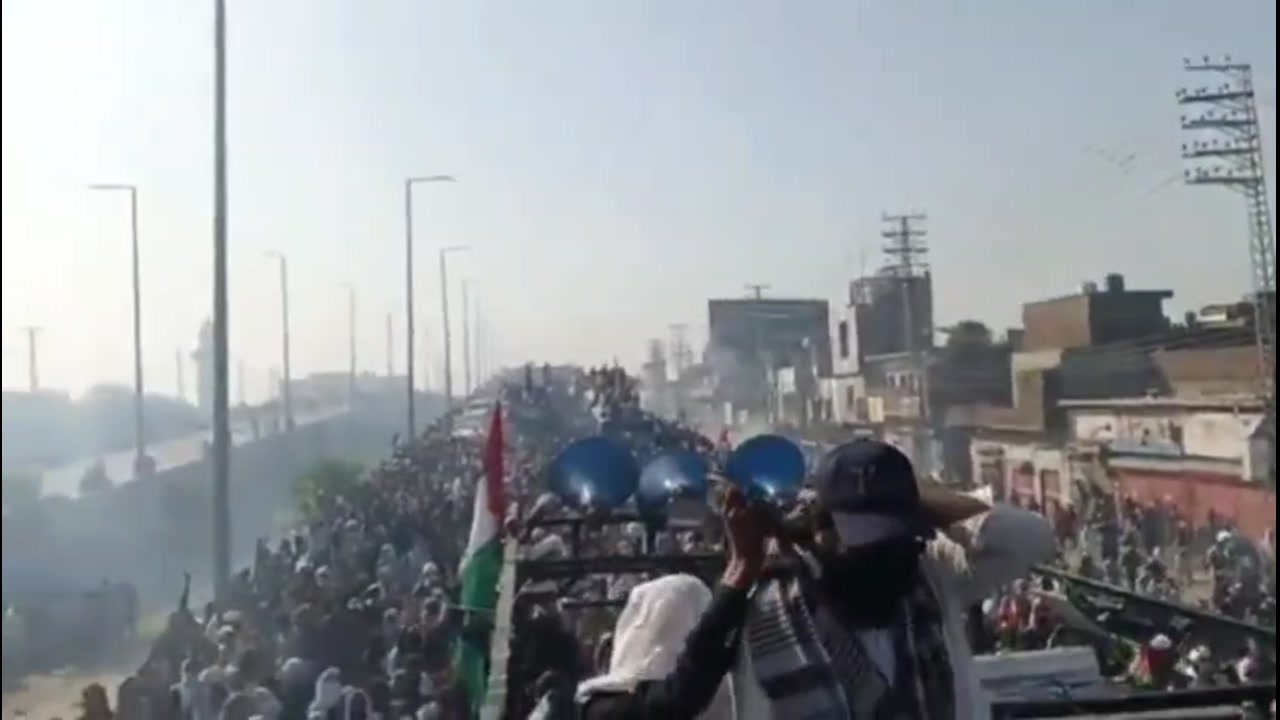 [Video] Clashes in Lahore leave 11 civilians dead amid TLP protests