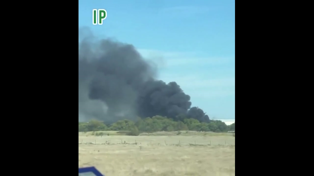 [Video] Small plane crashes near Hicks Airfield in Tarrant County, Texas