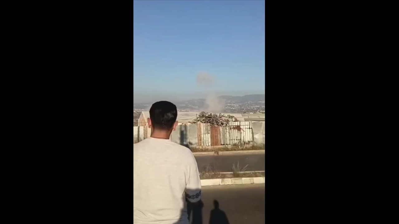 [Video] Israeli airstrikes target Hezbollah storage facilities in Lebanon