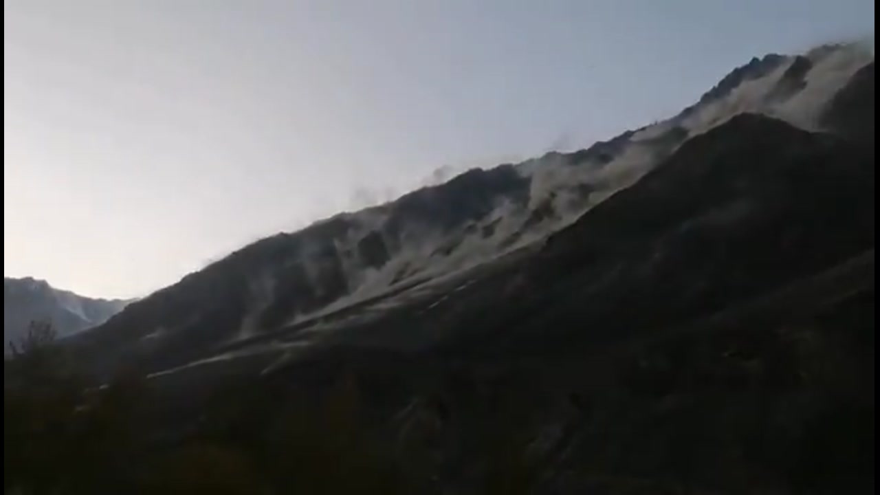 [Video] Chapursan Valley, Pakistan, faces ground cracks and underground explosions