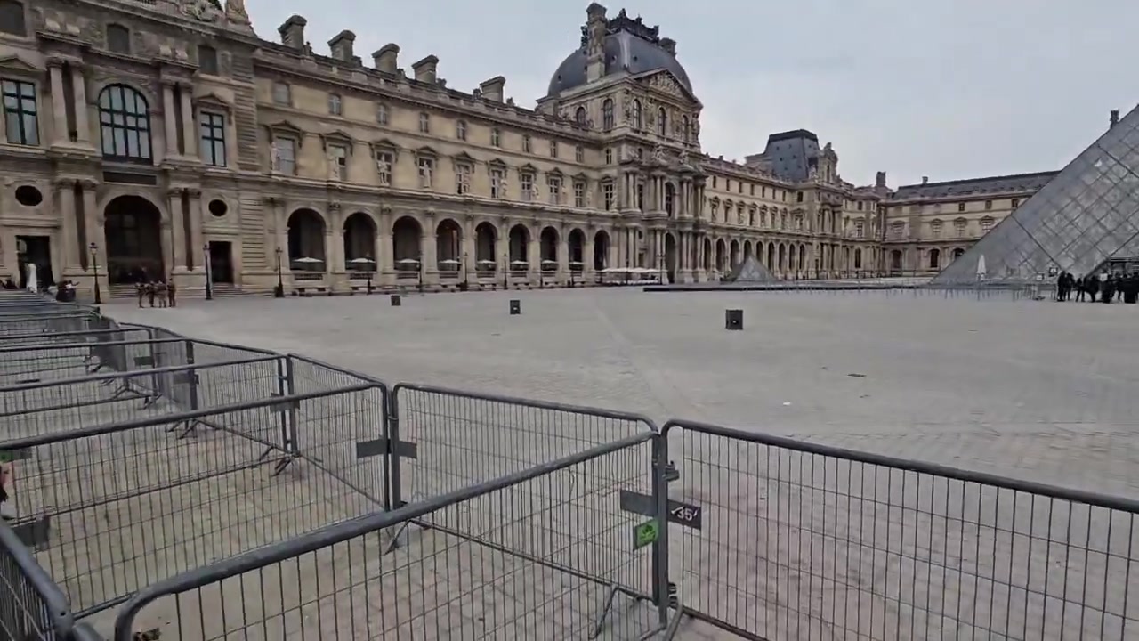 [Video] Louvre Museum in Paris closed after jewelry robbery