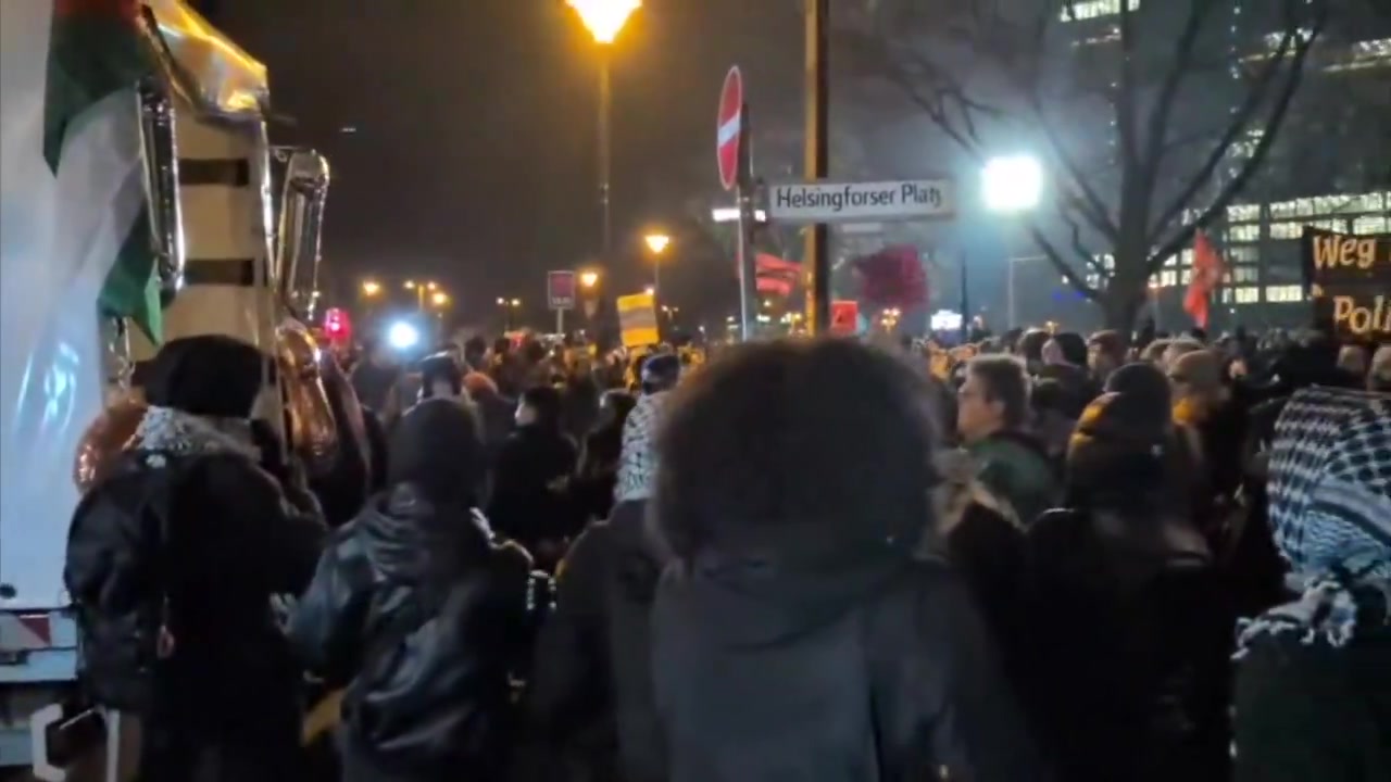 [Video] Agitator calls for attack on constitutional structures in Germany