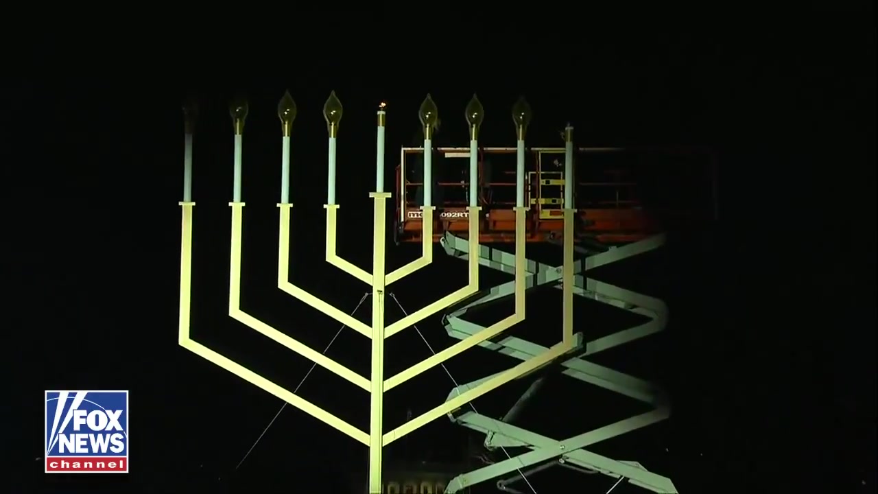 [Video] White House displays menorah but not nativity scene on lawn