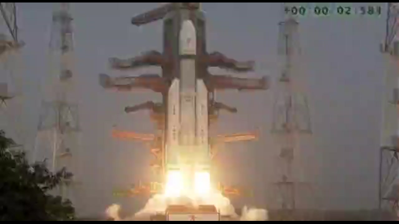 [Video] ISRO launches LVM3-M6, deploying AST SpaceMobile's BlueBird Block-2 satellite