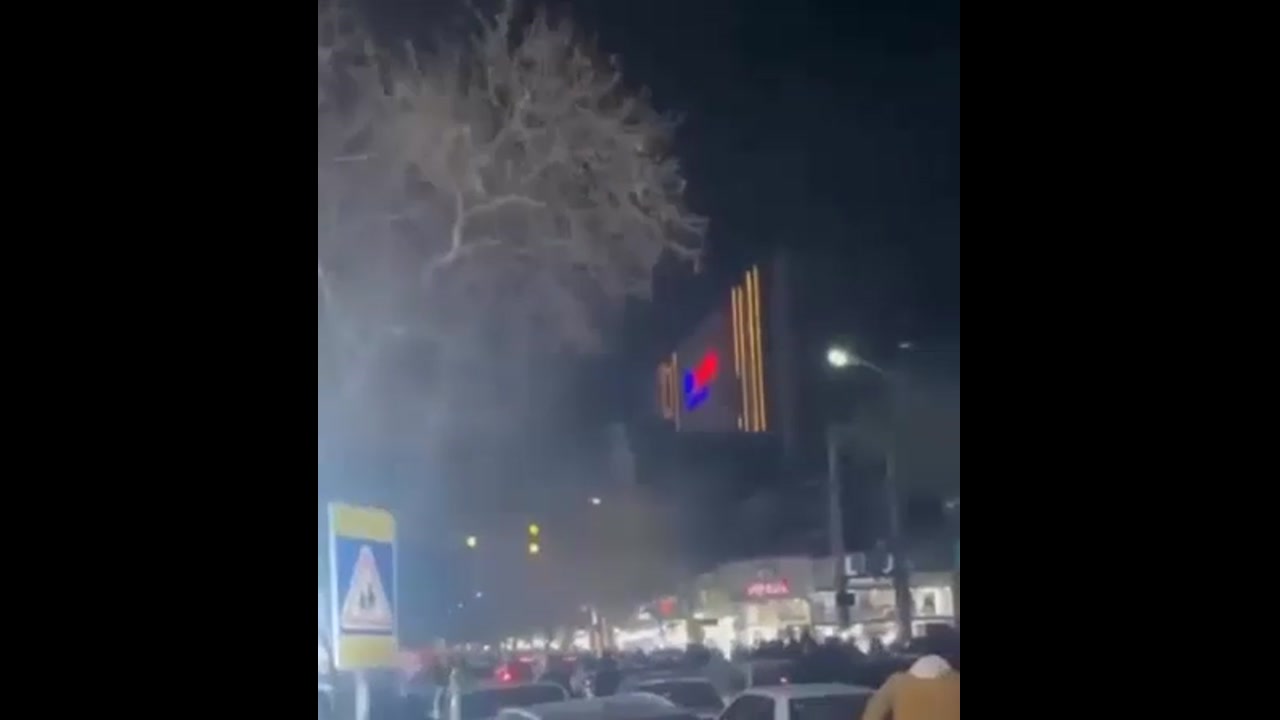 [Video] Mass protests continue across Iran with hundreds of thousands participating