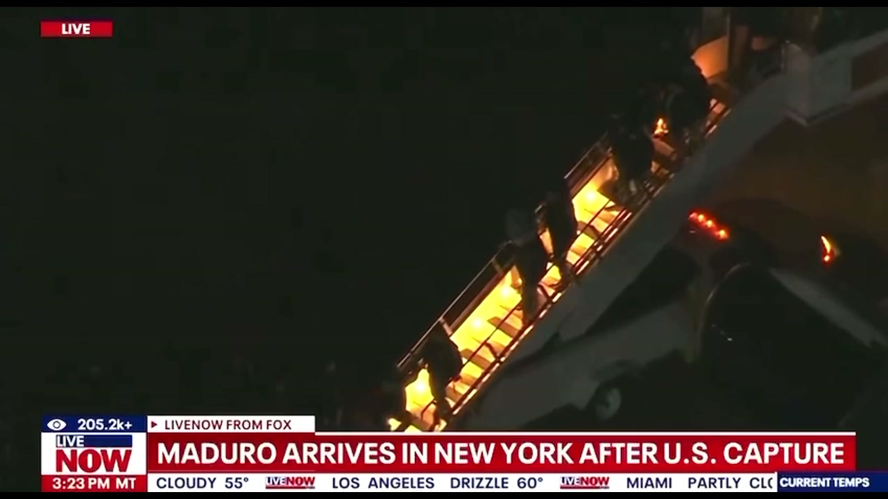 [Video] Maduro arrives at Stewart International Airport, to be taken to prison