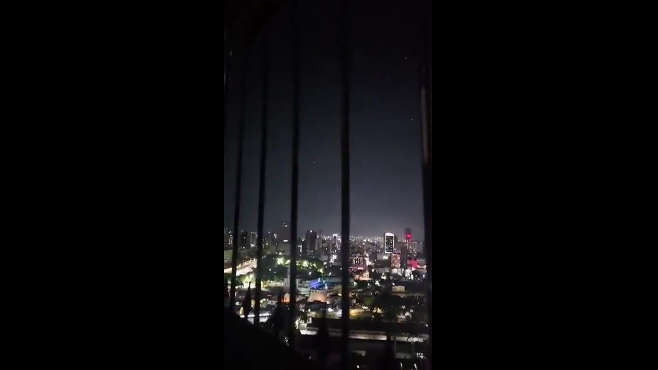 [Video] Explosions reported at Miraflores Palace in Caracas, Venezuela
