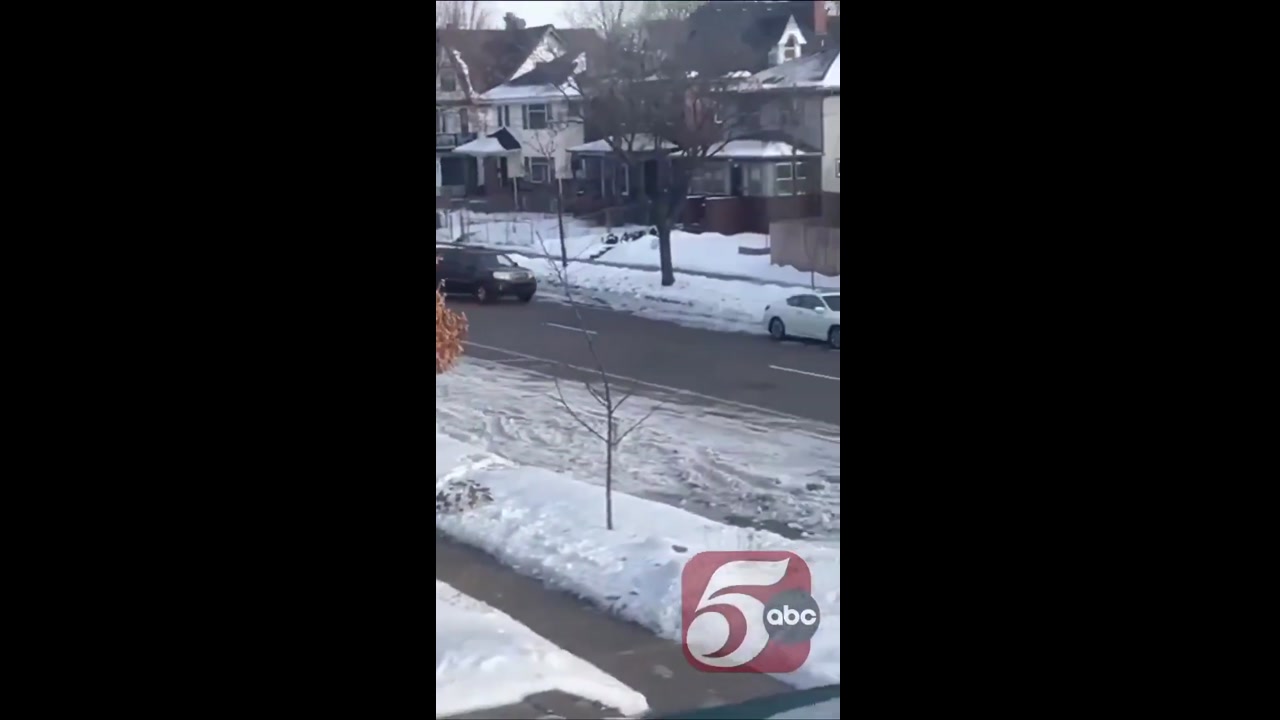 [Video] Trump condemns violence against law enforcement after Minneapolis incident