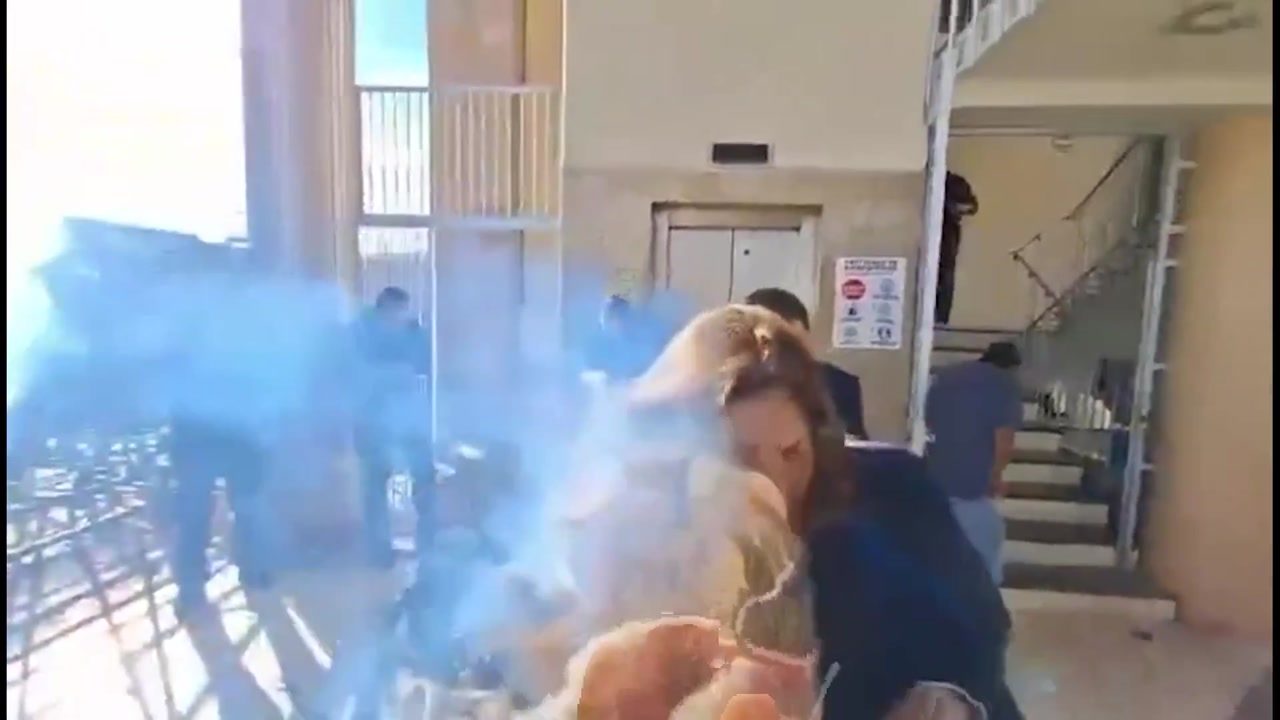 [Video] Slow-motion footage shows explosive device impact on congresswoman López