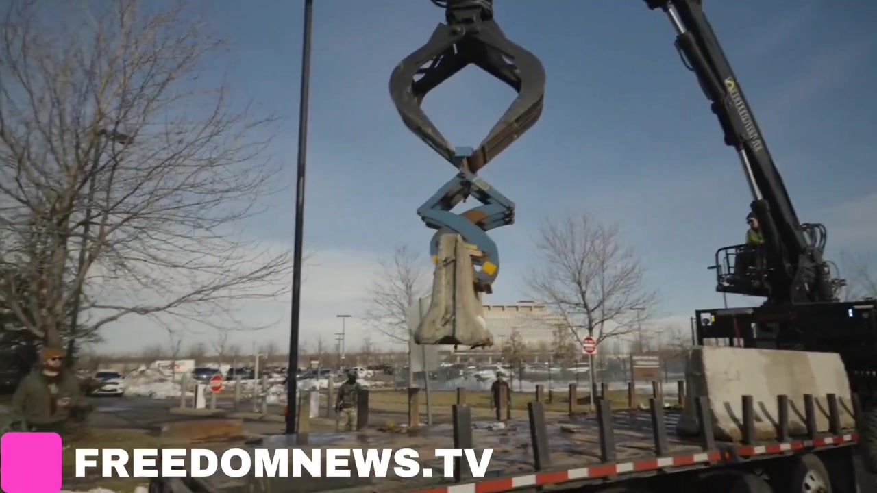 [Video] Federal Agents use pepper balls and smoke grenades in Minneapolis