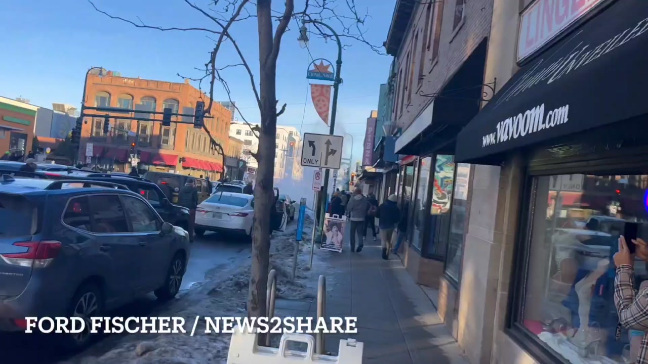 [Video] Border Patrol agents use tear gas in Minneapolis intersection